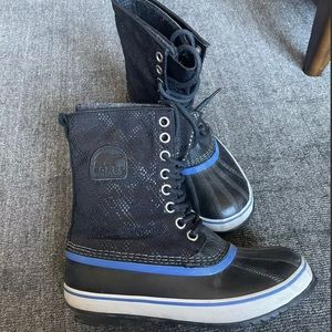 Sorel Womens Premium 1964 Waterproof Boots 8.5 Snake Print Special Edition